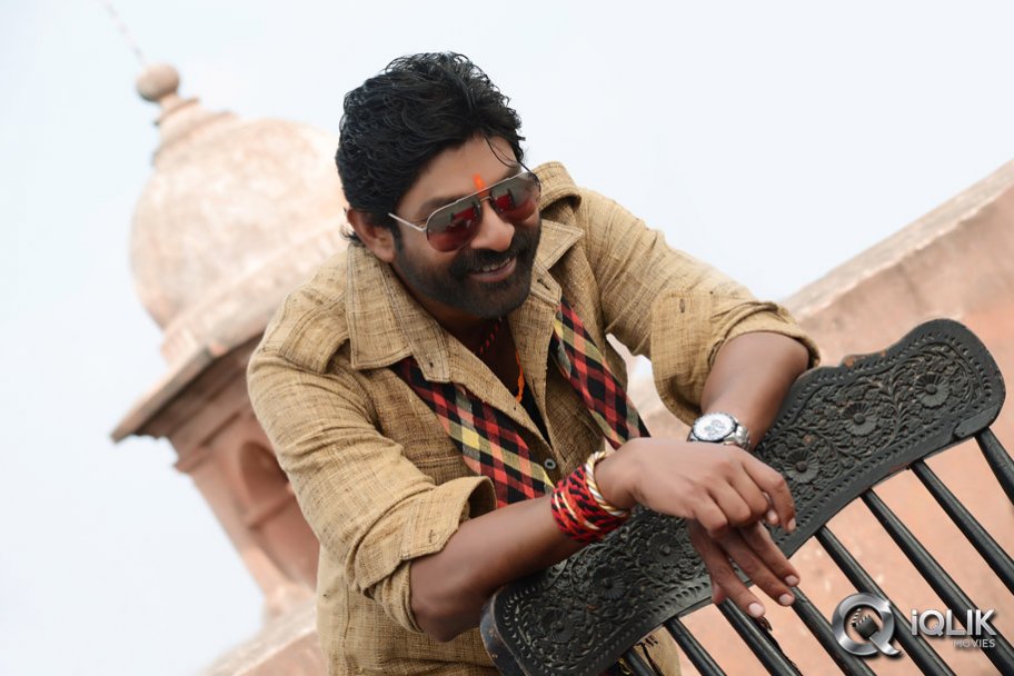 Pilla Nuvvu Leni Jeevitham